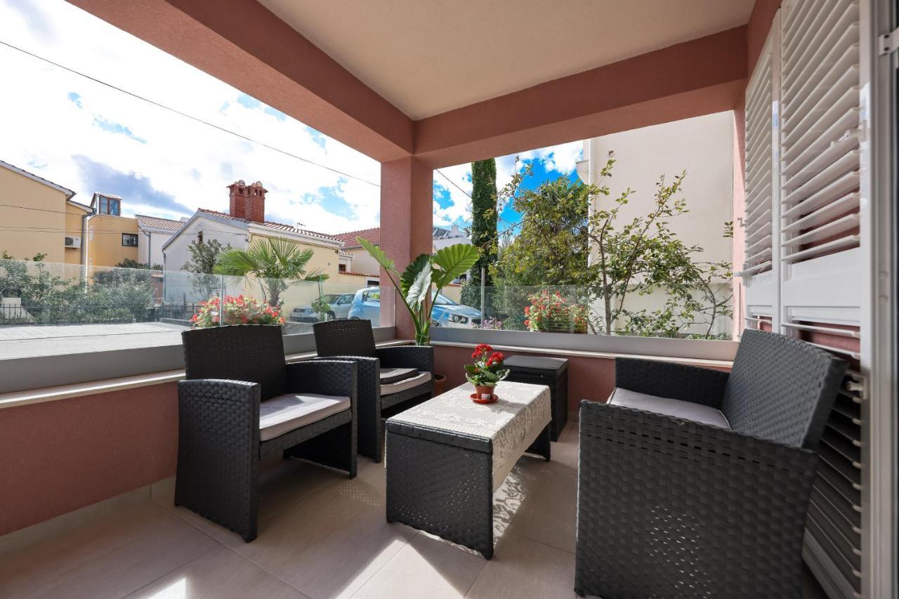Apartment Puntamika Villa De Rosa - Ground Floor Zadar Dış mekan fotoğraf